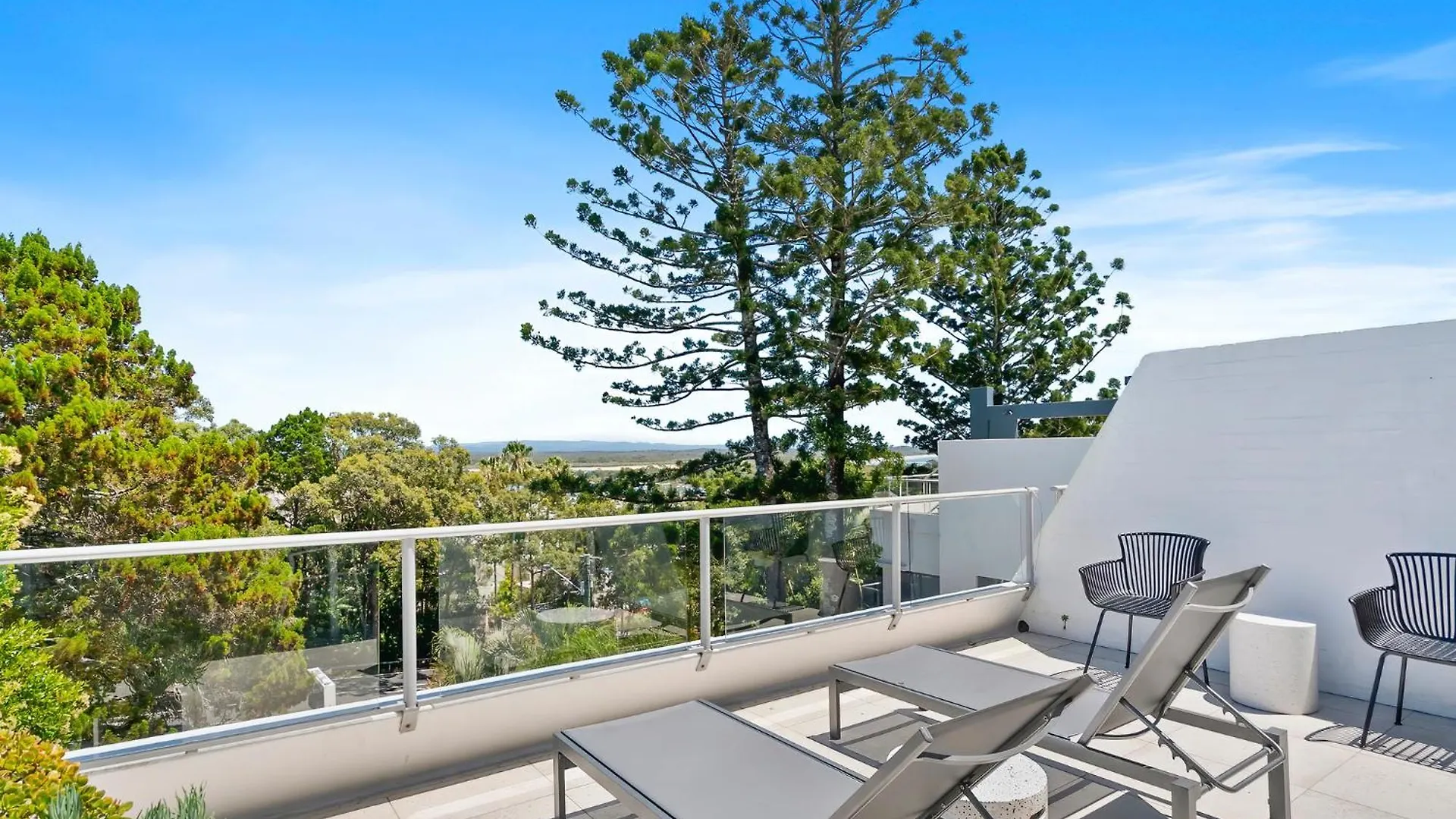 Noosa Views 4 Noosa Drive 33 Stylish Coastal Retreat Apartment Australia